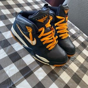 Air Flight Falcon 'Obsidian Circuit Orange size 10.5 men’s